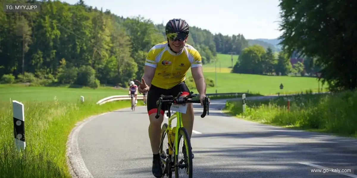 📸镜头跟随每一步奔跑,力量感扑面而来!✨